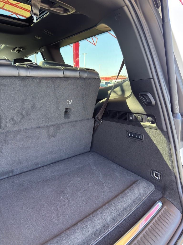 2026 Jeep Grand Wagoneer Summit