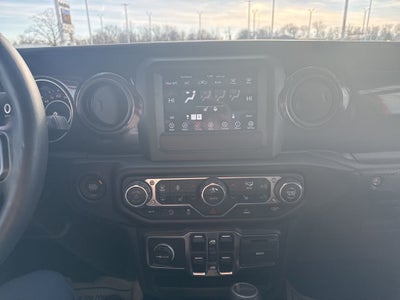 2022 Jeep Gladiator Altitude