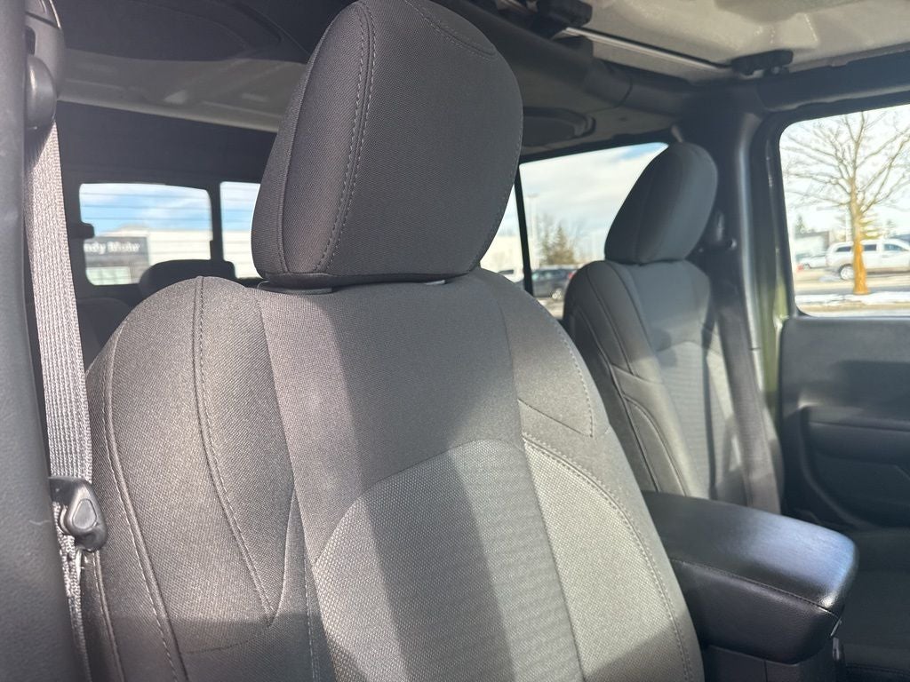 2022 Jeep Gladiator Altitude