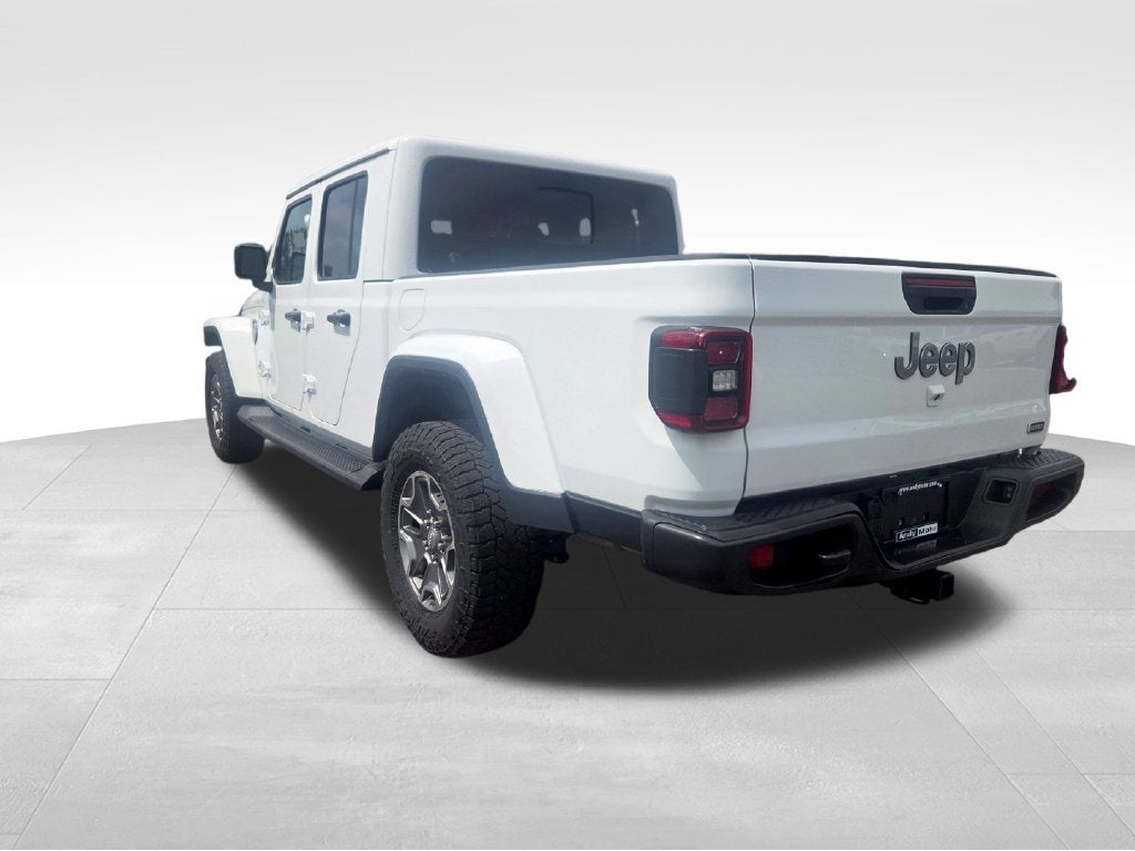 2022 Jeep Gladiator Overland
