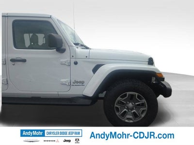 2022 Jeep Gladiator Overland