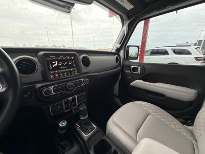 2023 Jeep Gladiator Overland