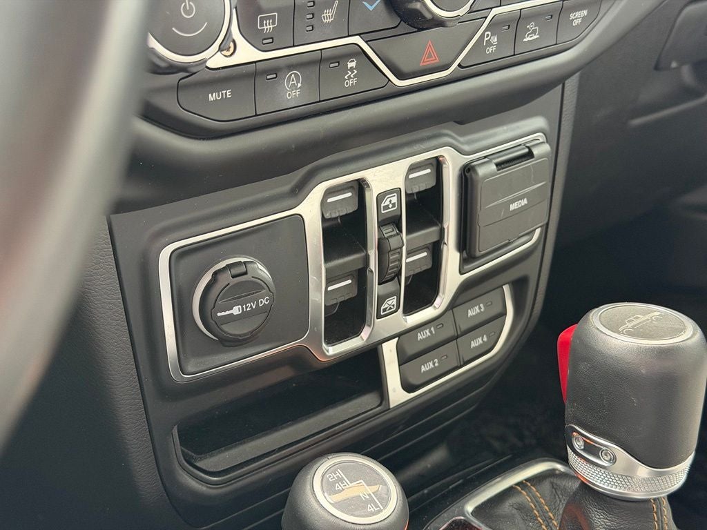 2023 Jeep Gladiator Overland