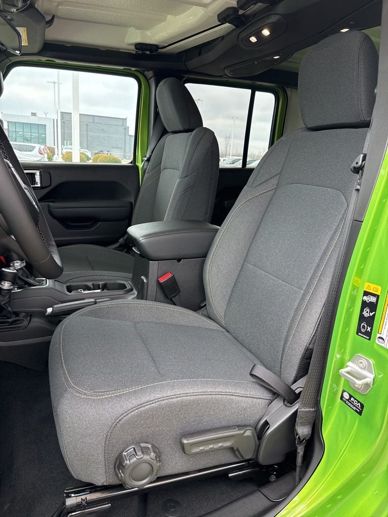 2025 Jeep Gladiator Sport S