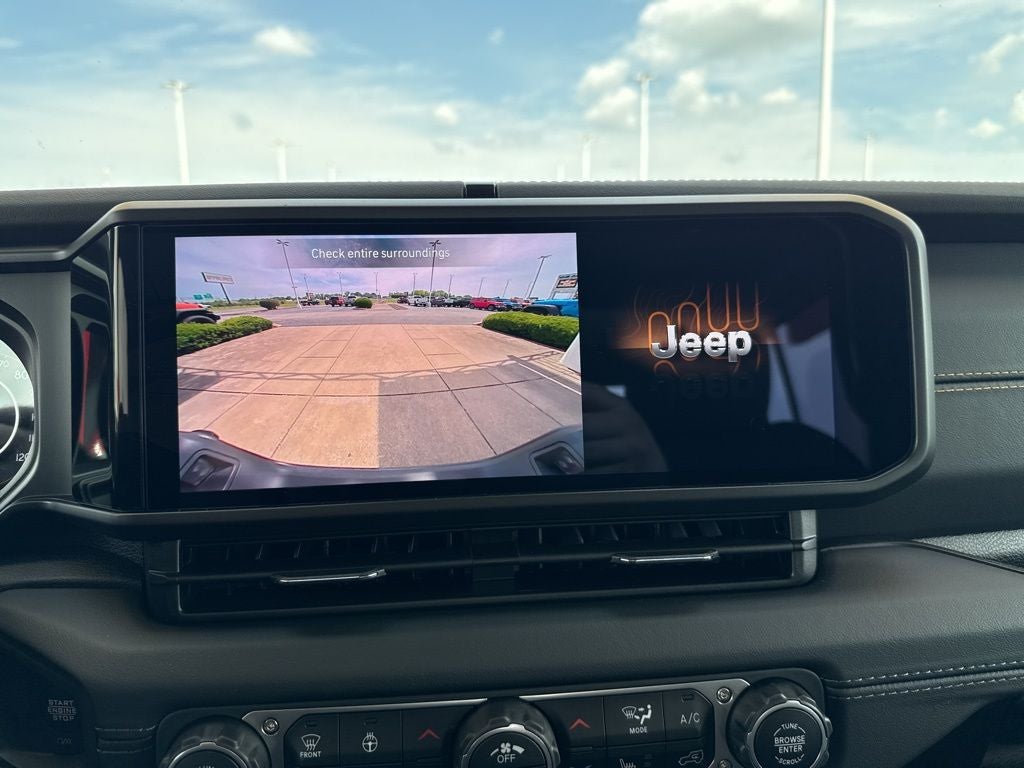 2025 Jeep Gladiator High Tide