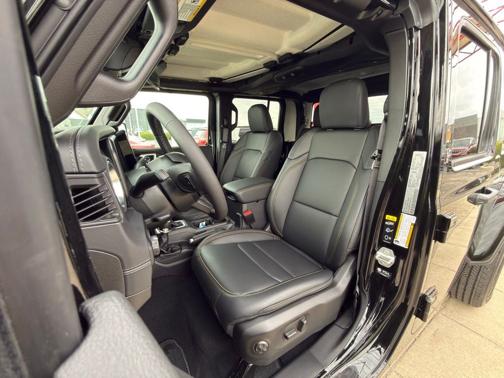 2026 Jeep Gladiator Sahara