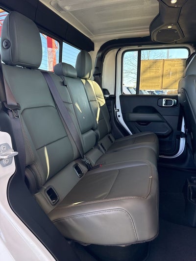 2025 Jeep Gladiator Mojave