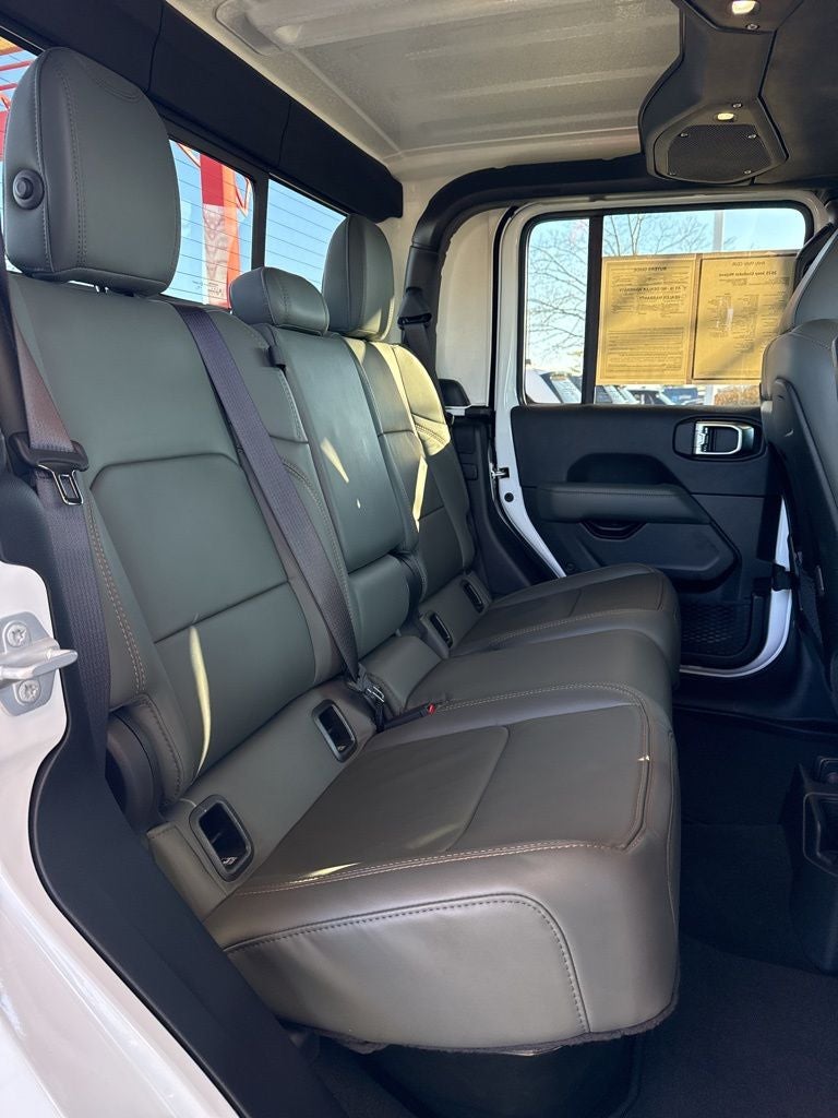 2025 Jeep Gladiator Mojave