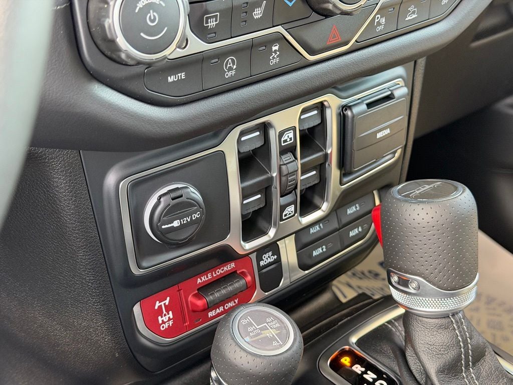 2026 Jeep Gladiator Mojave X