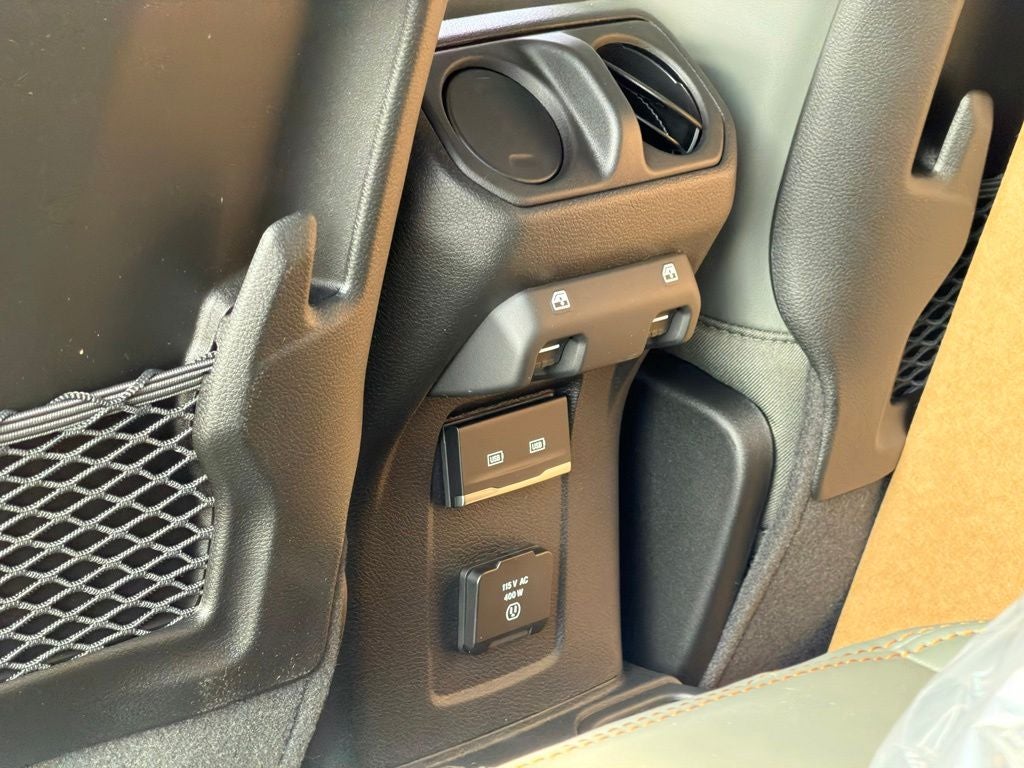 2026 Jeep Gladiator Mojave X
