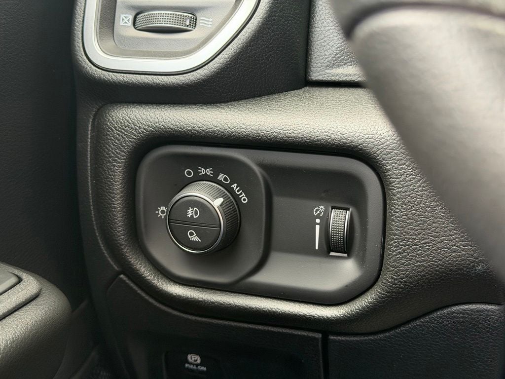 2026 RAM Ram 1500 Express