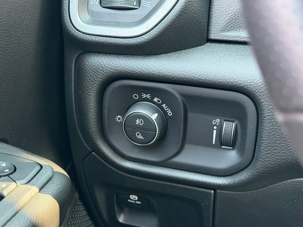 2026 RAM Ram 1500 Express