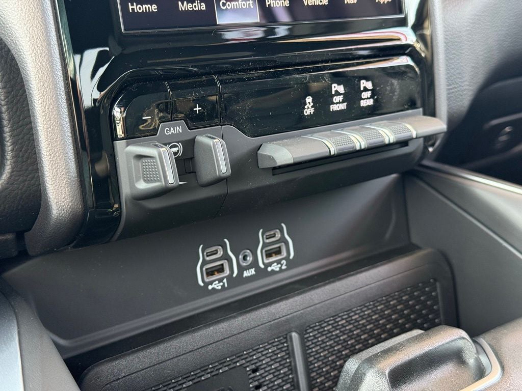 2026 RAM Ram 1500 Big Horn/Lone Star