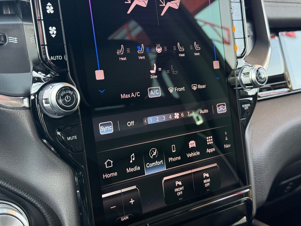 2026 RAM Ram 1500 Laramie