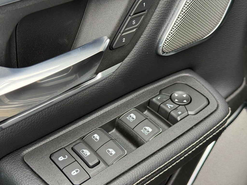 2026 RAM Ram 1500 Laramie