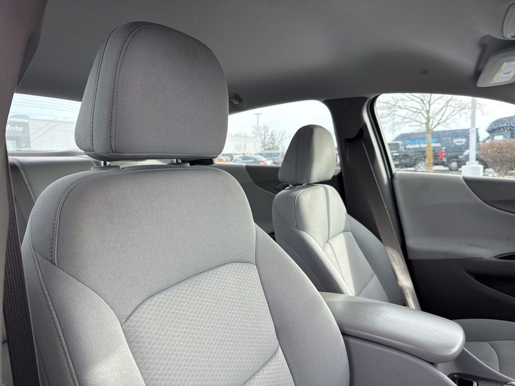 2022 Chevrolet Malibu LS 1FL