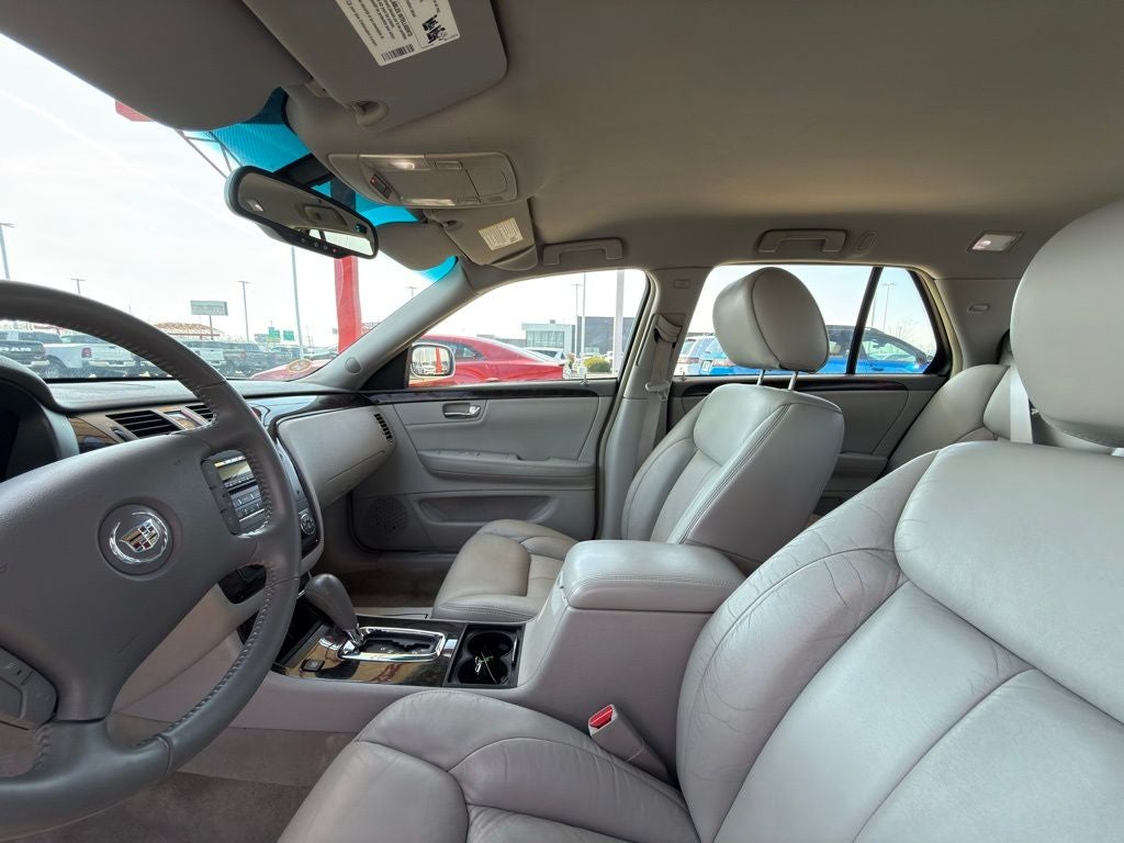 2009 Cadillac DTS Base