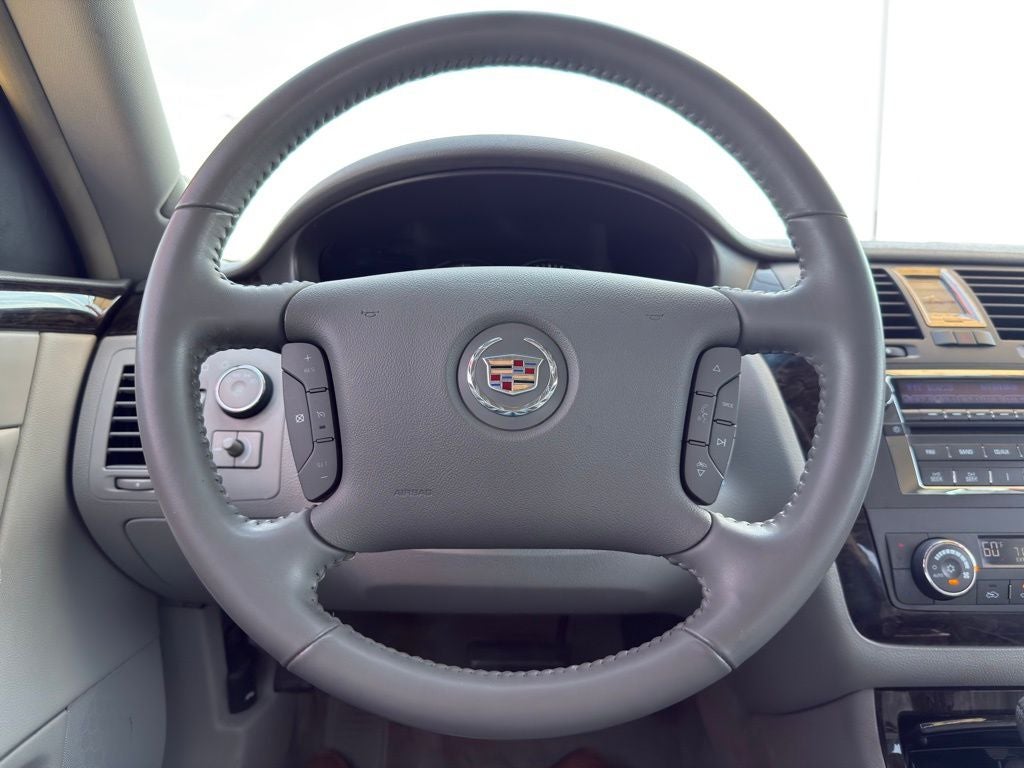 2009 Cadillac DTS Base