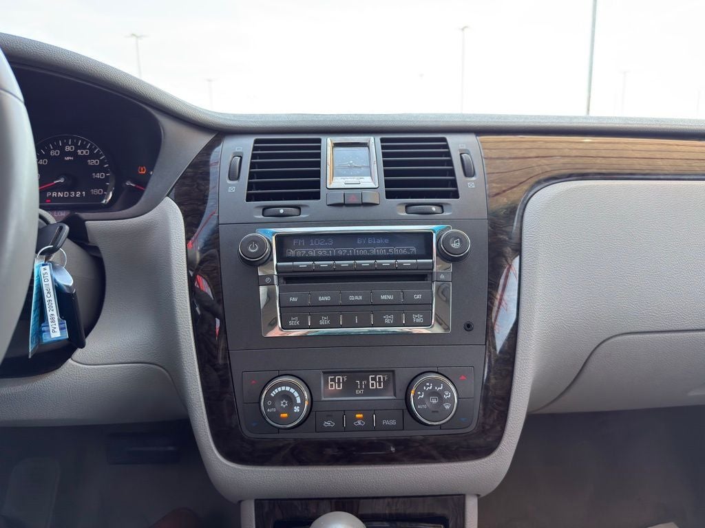 2009 Cadillac DTS Base