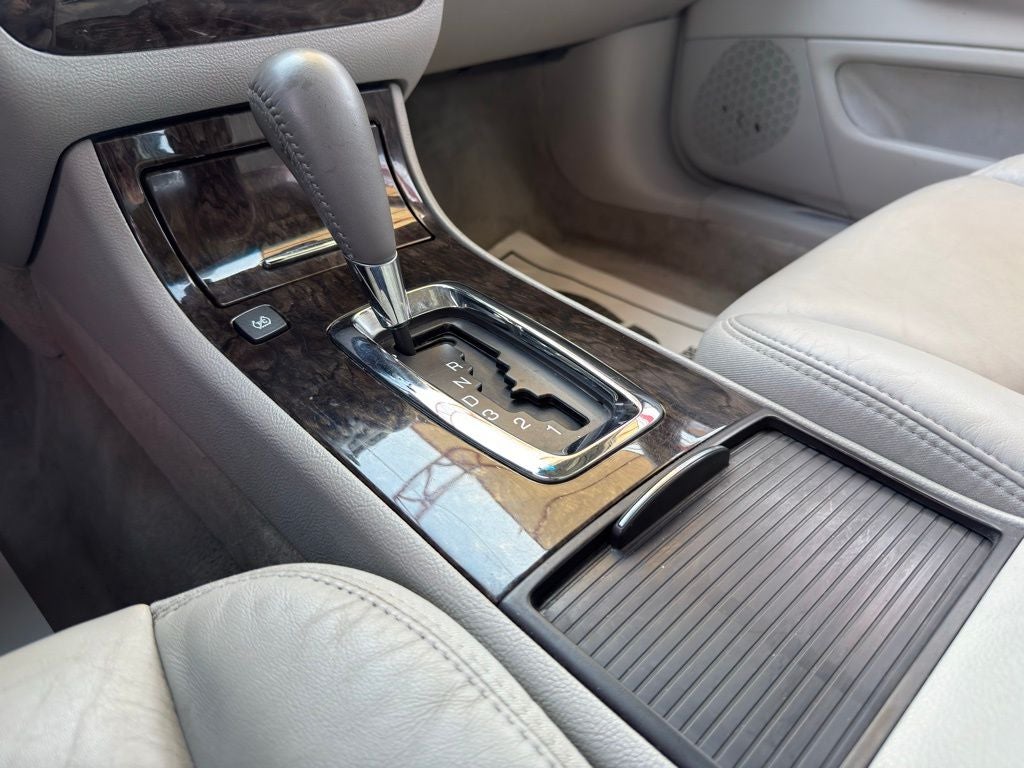 2009 Cadillac DTS Base