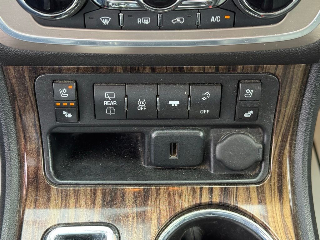 2015 GMC Acadia Denali