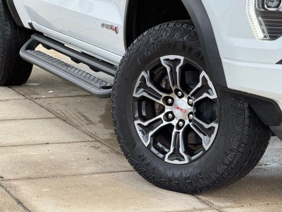 2023 GMC Canyon AT4