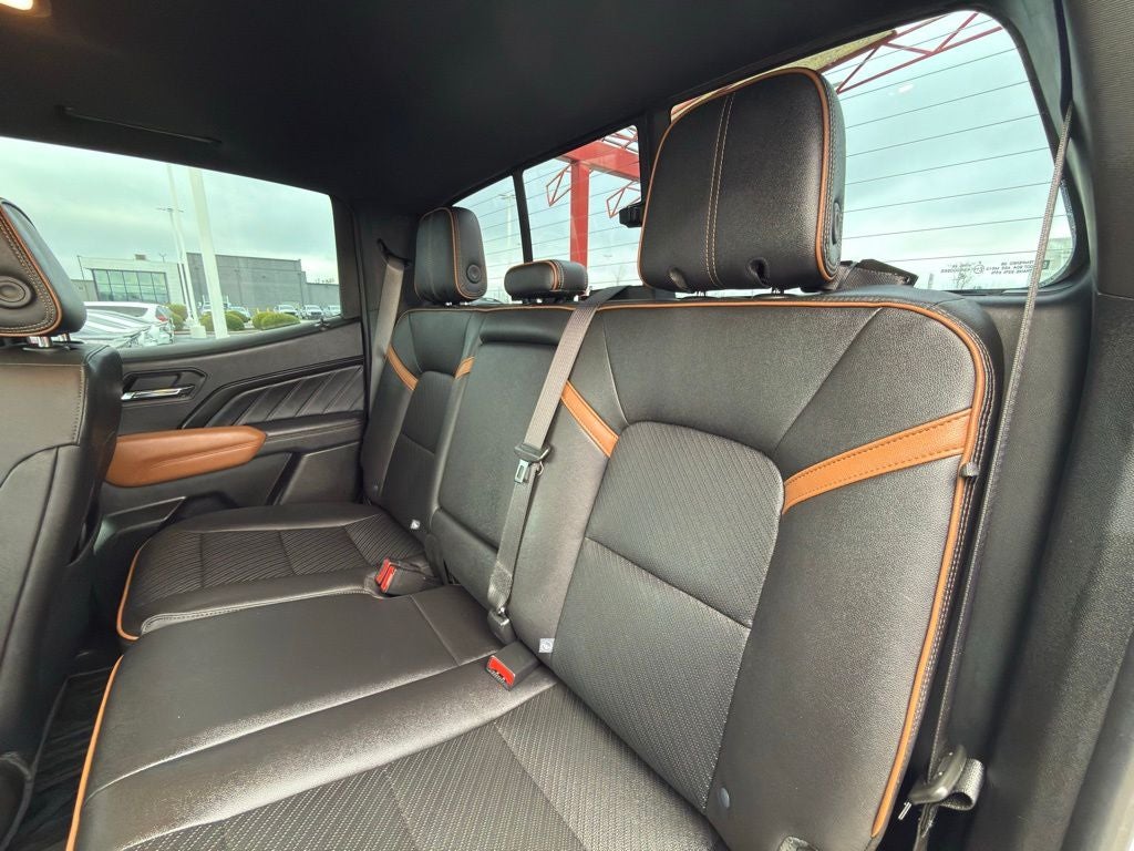 2023 GMC Canyon AT4