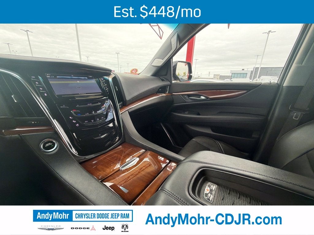 2017 Cadillac Escalade Luxury