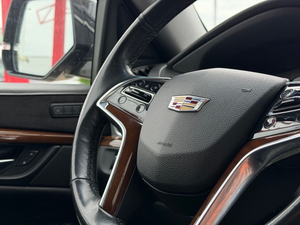 2020 Cadillac Escalade Luxury