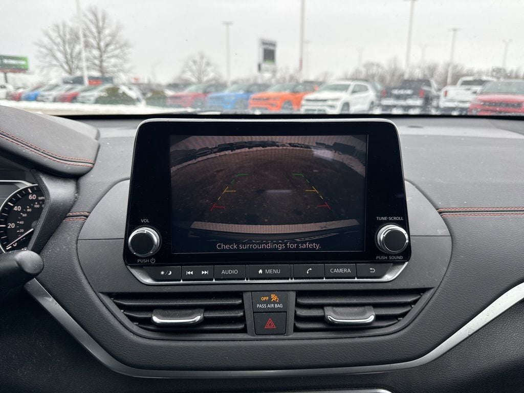 2022 Nissan Altima 2.5 SR