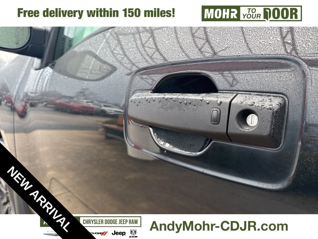 2019 Nissan TITAN SL