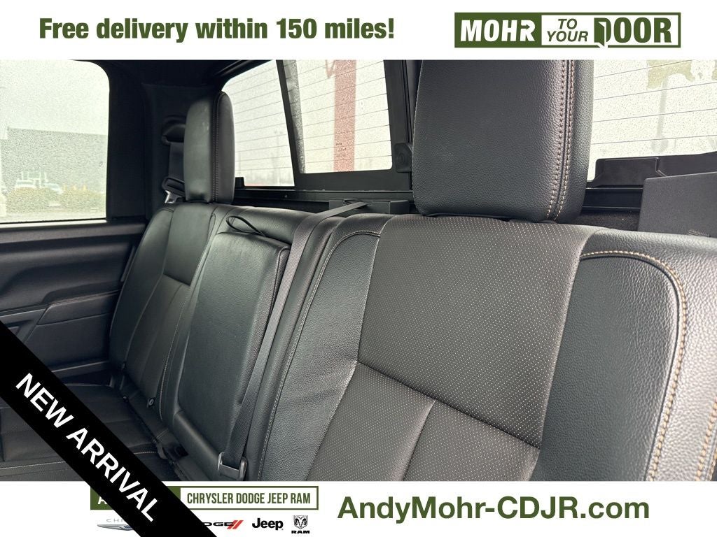 2019 Nissan TITAN SL