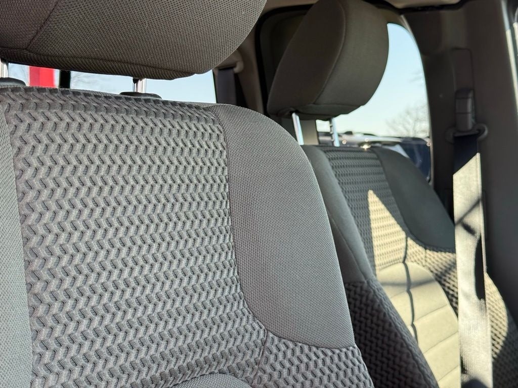 2017 Nissan Frontier SV I4