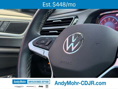 2025 Volkswagen Atlas Cross Sport 2.0T SE w/Technology
