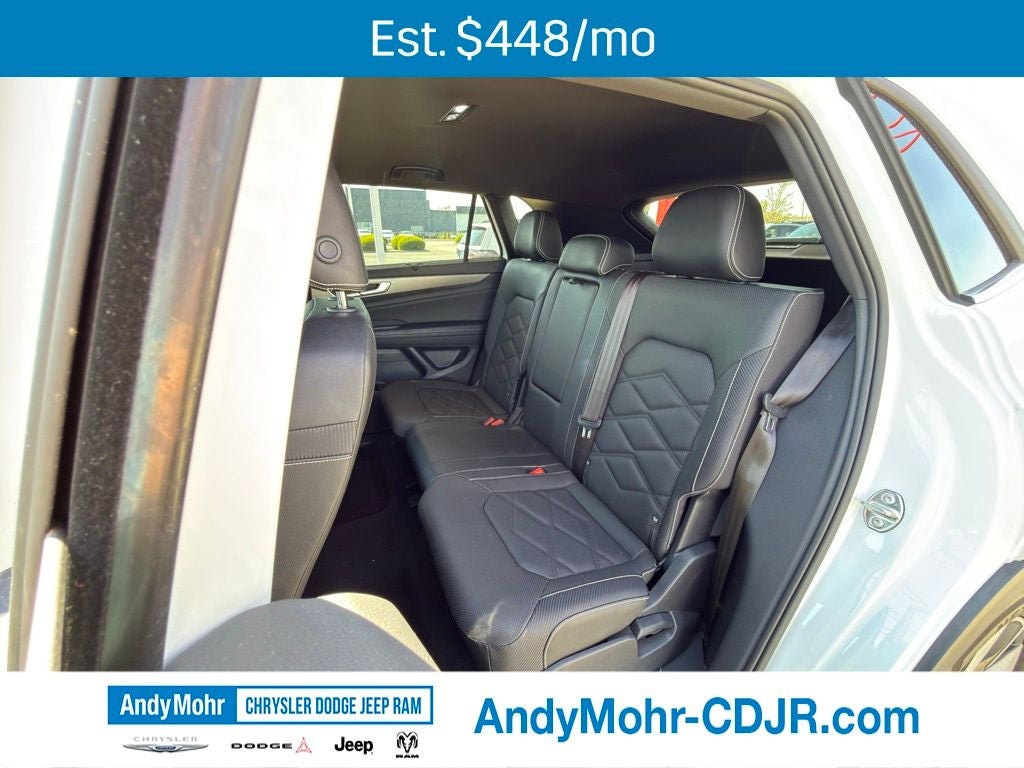 2025 Volkswagen Atlas Cross Sport 2.0T SE w/Technology