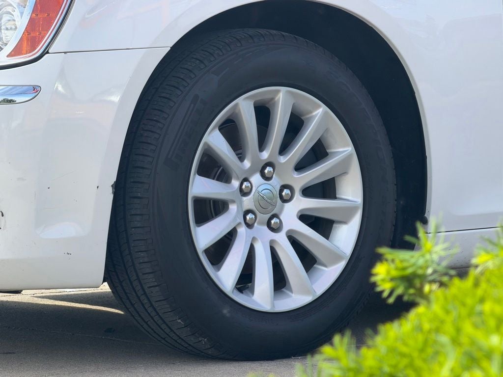 2013 Chrysler 300 Base