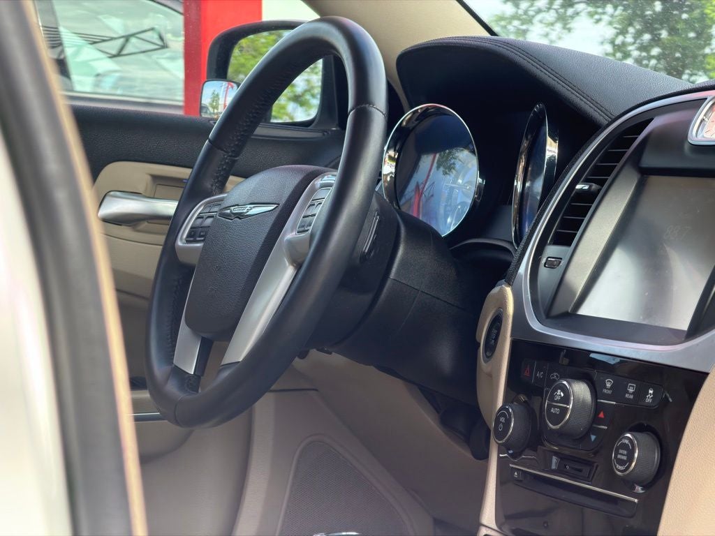 2013 Chrysler 300 Base