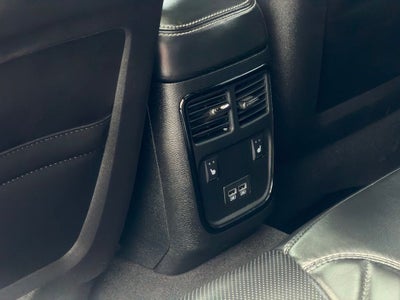 2023 Chrysler 300 C