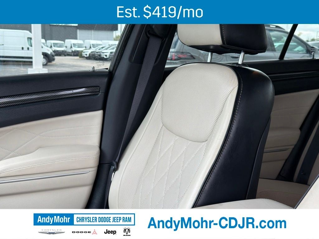 2019 Chrysler 300 C