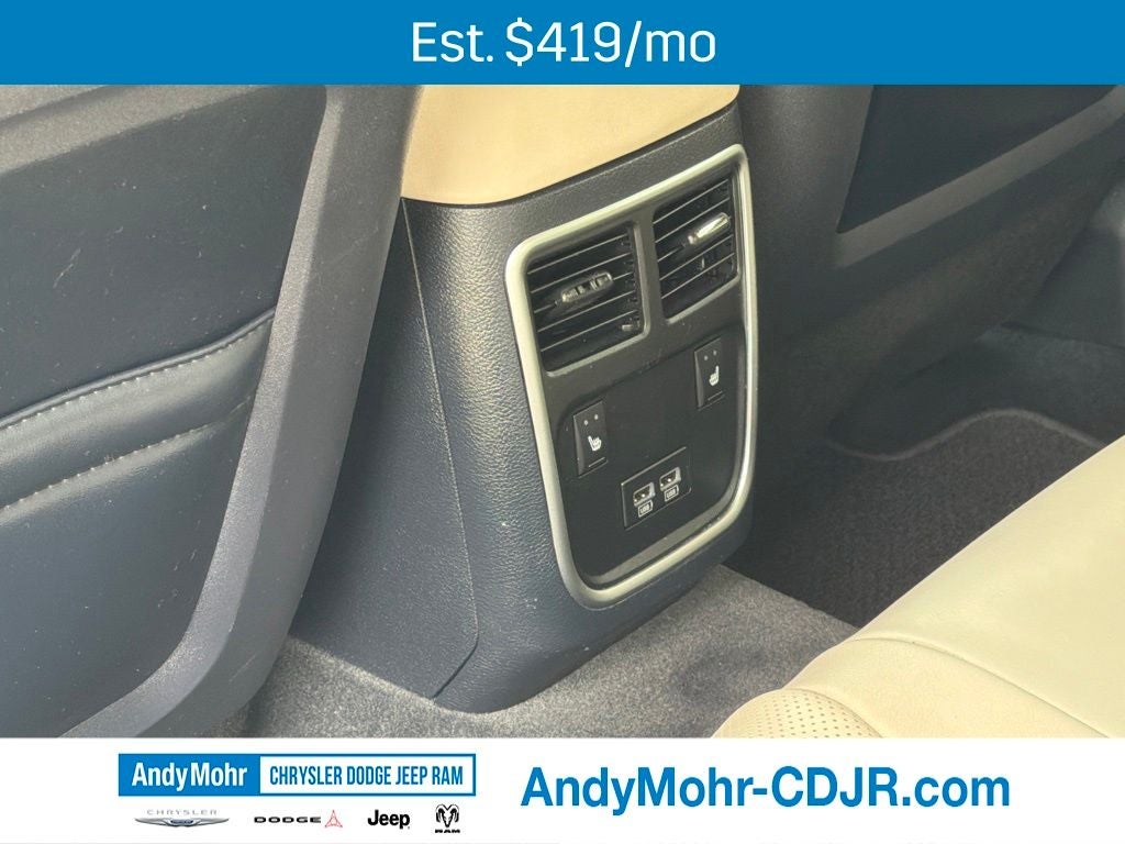 2019 Chrysler 300 C