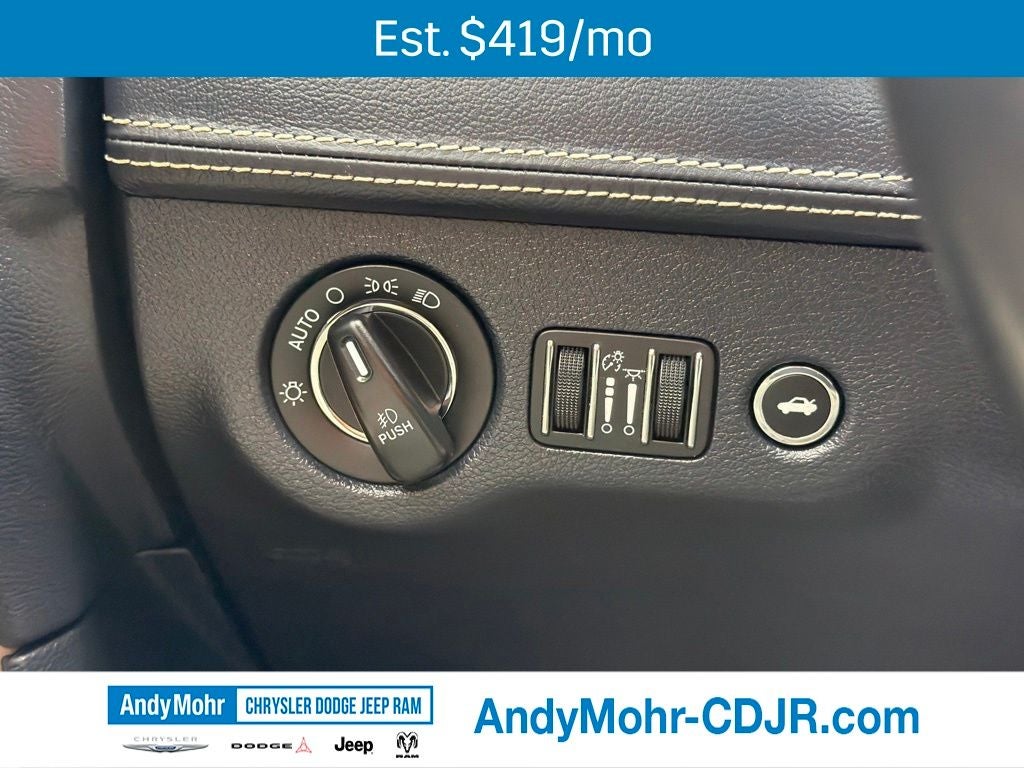 2019 Chrysler 300 C