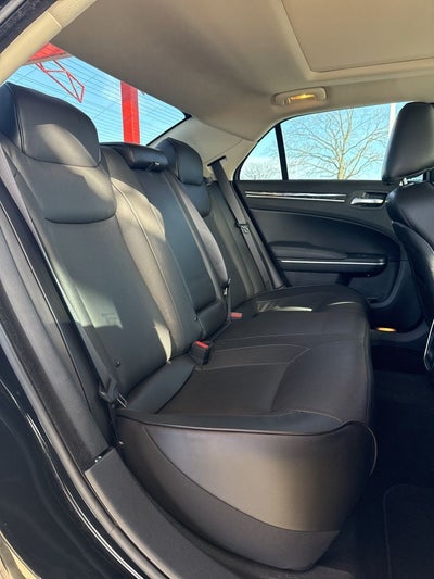 2023 Chrysler 300 Touring