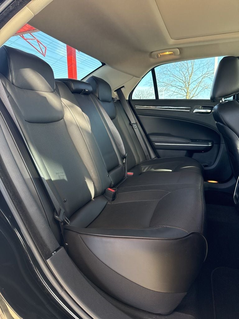 2023 Chrysler 300 Touring