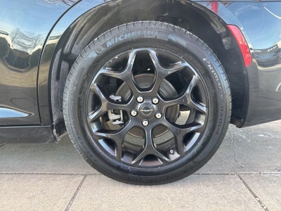 2023 Chrysler 300 Touring