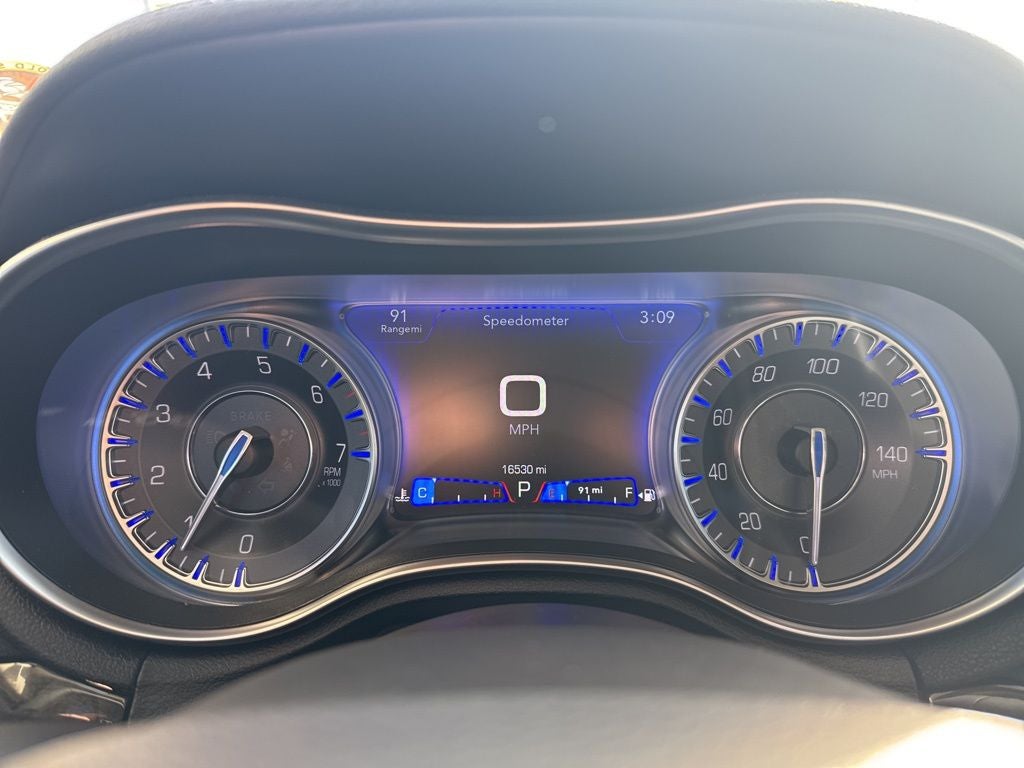 2023 Chrysler 300 Touring