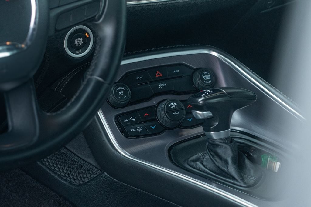 2016 Dodge Challenger SXT