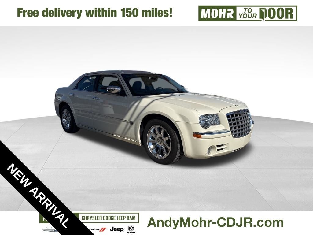 2005 Chrysler 300C Base