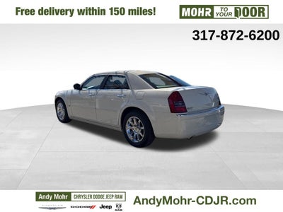 2005 Chrysler 300C Base