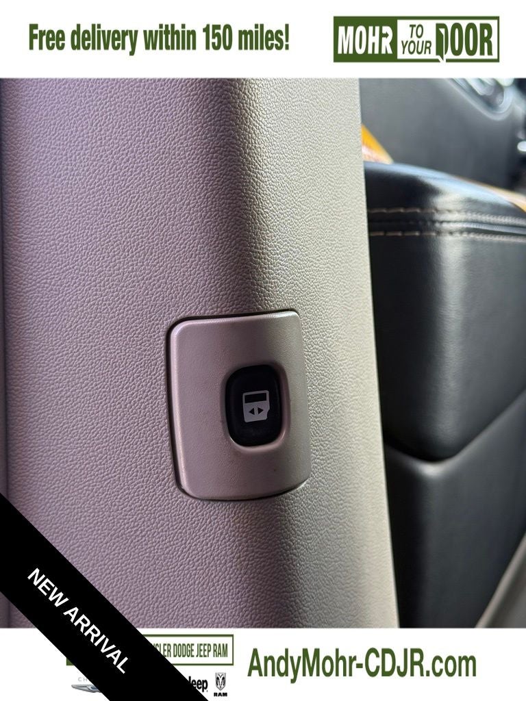 2015 Chrysler Town & Country Touring