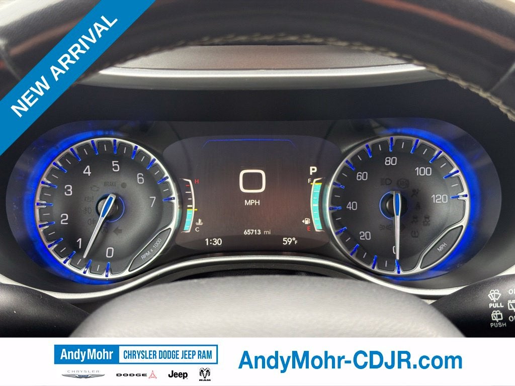 2024 Chrysler Pacifica Touring L